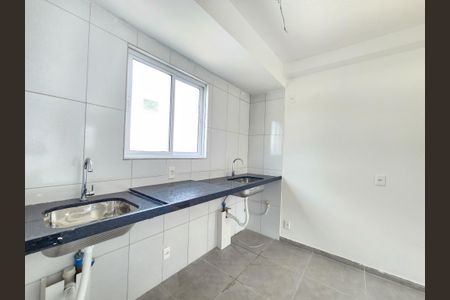 Apartamento à venda com 56m², 2 quartos e 1 vaga Apartamento à venda com 56m², 2 quartos e 1 vagaCozinha e Área de Serviço