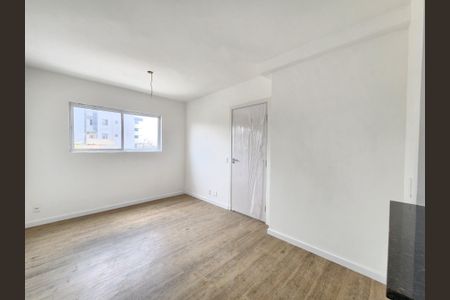 Apartamento à venda com 56m², 2 quartos e 1 vaga Apartamento à venda com 56m², 2 quartos e 1 vagaSala