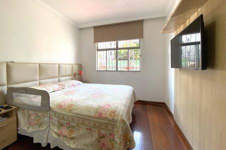 Suite de casa à venda com 4 quartos, 320m² em Ana Lúcia, Belo Horizonte