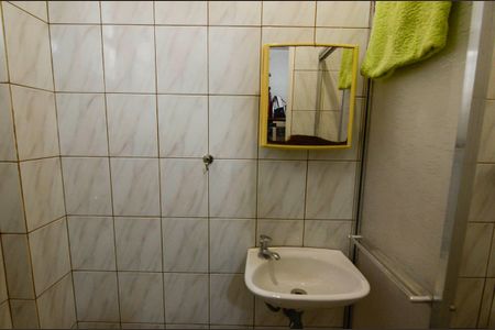 Casa à venda com 223m², 4 quartos e sem vaga Casa à venda com 223m², 4 quartos e sem vagaBanheiro de Serviço