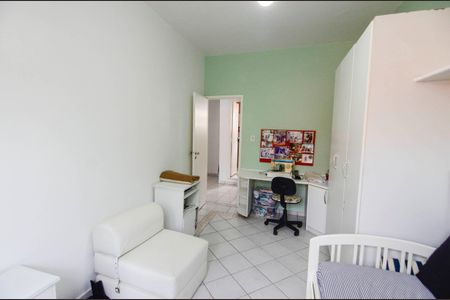 Casa à venda com 223m², 4 quartos e sem vaga Casa à venda com 223m², 4 quartos e sem vagaQuarto 3