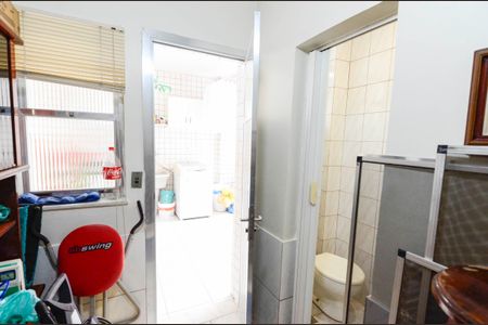 Casa à venda com 223m², 4 quartos e sem vaga Casa à venda com 223m², 4 quartos e sem vagaQuarto de Serviço