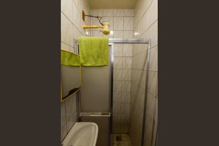 Casa à venda com 223m², 4 quartos e sem vaga Casa à venda com 223m², 4 quartos e sem vagaBanheiro de Serviço