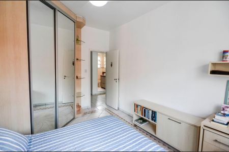 Casa à venda com 223m², 4 quartos e sem vaga Casa à venda com 223m², 4 quartos e sem vagaQuarto 1