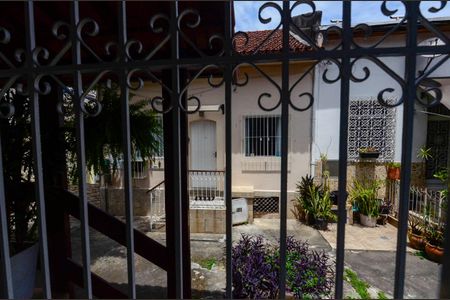 Casa à venda com 223m², 4 quartos e sem vaga Casa à venda com 223m², 4 quartos e sem vagaSala