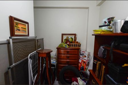 Casa à venda com 223m², 4 quartos e sem vaga Casa à venda com 223m², 4 quartos e sem vagaQuarto de Serviço