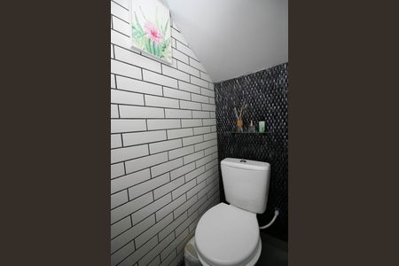 Casa à venda com 140m², 2 quartos e 1 vaga Casa à venda com 140m², 2 quartos e 1 vagaBanheiro 1