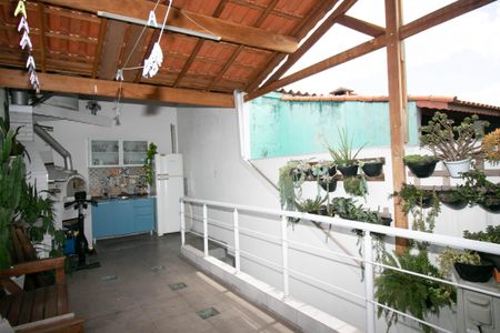 Casa à venda com 140m², 2 quartos e 1 vaga