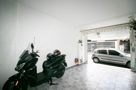 Casa à venda com 140m², 2 quartos e 1 vaga Casa à venda com 140m², 2 quartos e 1 vagaGaragem