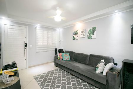 Casa à venda com 140m², 2 quartos e 1 vaga Casa à venda com 140m², 2 quartos e 1 vagaSala