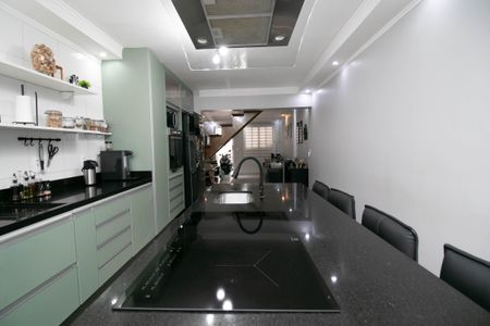 Casa à venda com 140m², 2 quartos e 1 vaga Casa à venda com 140m², 2 quartos e 1 vagaCozinha