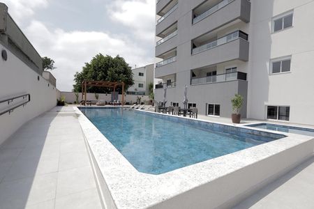 Apartamento à venda com 69m², 2 quartos e 2 vagasÁrea comum - Piscina