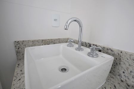 Apartamento à venda com 69m², 2 quartos e 2 vagasBanheiro Social