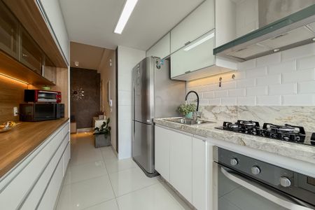 Apartamento à venda com 94m², 3 quartos e 2 vagas Apartamento à venda com 94m², 3 quartos e 2 vagasCozinha