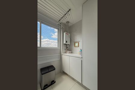 Apartamento à venda com 94m², 3 quartos e 2 vagas Apartamento à venda com 94m², 3 quartos e 2 vagasÁrea de Serviço