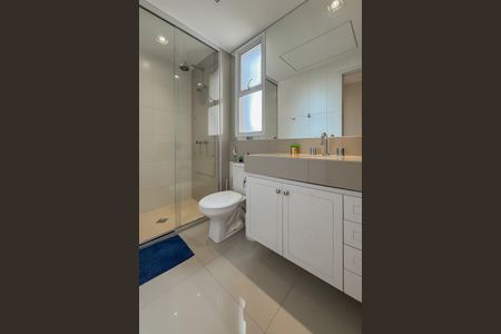 Apartamento à venda com 94m², 3 quartos e 2 vagas Apartamento à venda com 94m², 3 quartos e 2 vagasBanheiro Social