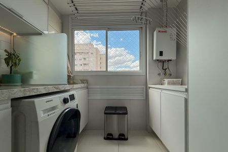 Apartamento à venda com 94m², 3 quartos e 2 vagas Apartamento à venda com 94m², 3 quartos e 2 vagasÁrea de Serviço