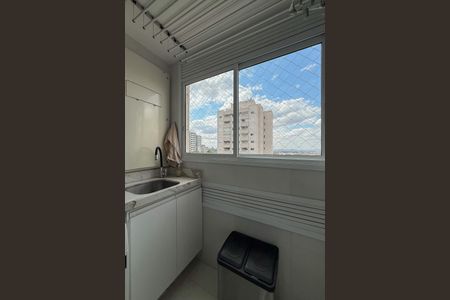 Apartamento à venda com 94m², 3 quartos e 2 vagas Apartamento à venda com 94m², 3 quartos e 2 vagasÁrea de Serviço