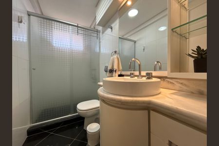 Apartamento à venda com 127m², 3 quartos e 2 vagasBanheiro 2