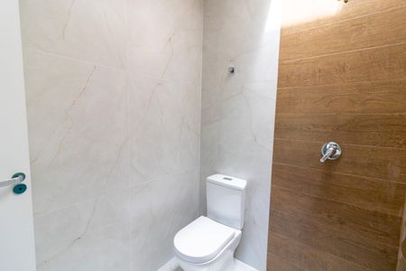 Casa de condomínio à venda com 122m², 3 quartos e 2 vagasBanheiro da Suíte