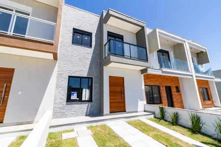 Casa de condomínio à venda com 122m², 3 quartos e 2 vagasFachada