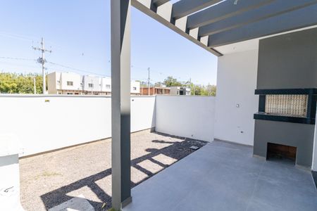 Casa de condomínio à venda com 122m², 3 quartos e 2 vagasQuintal