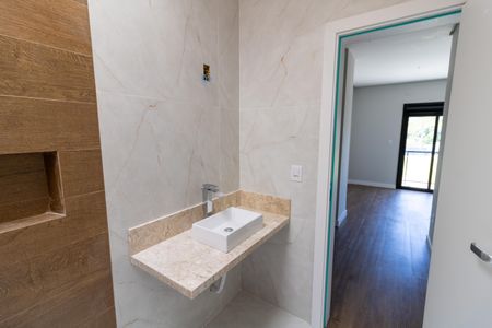 Casa de condomínio à venda com 122m², 3 quartos e 2 vagasBanheiro da Suíte