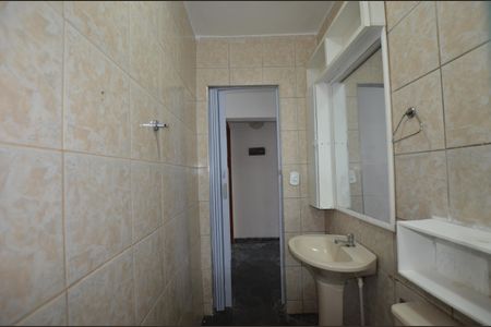 Apartamento para alugar com 65m², 2 quartos e sem vagaBanheiro