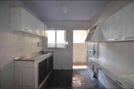 Apartamento para alugar com 65m², 2 quartos e sem vagaCozinha