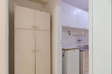 Apartamento à venda com 40m², 1 quarto e sem vagaCorredor