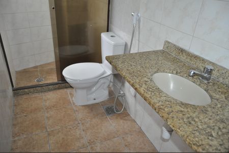 Apartamento para alugar com 74m², 2 quartos e 2 vagasBanheiro