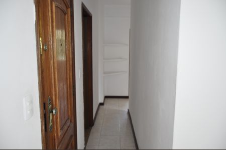 Apartamento para alugar com 74m², 2 quartos e 2 vagasCorredor