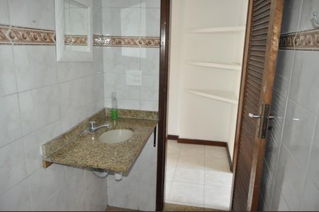 Apartamento para alugar com 74m², 2 quartos e 2 vagasBanheiro