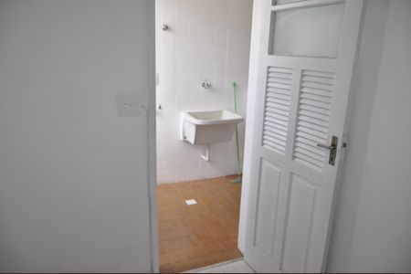 Apartamento para alugar com 74m², 2 quartos e 2 vagasQuarto de Serviço