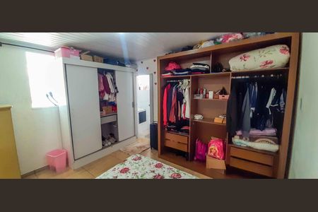 Casa à venda com 140m², 1 quarto e sem vaga Casa à venda com 140m², 1 quarto e sem vagaSuíte