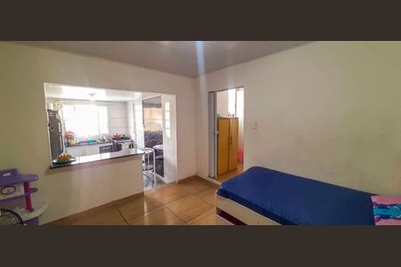 Sala de casa à venda com 1 quarto, 140m² em Vila Yolanda, Osasco