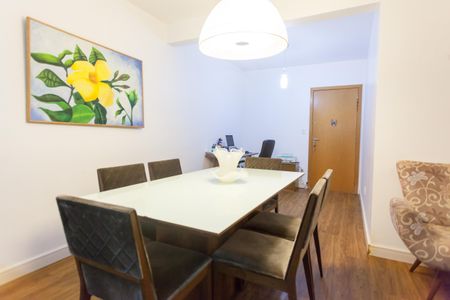 Apartamento à venda com 100m², 3 quartos e 2 vagassala
