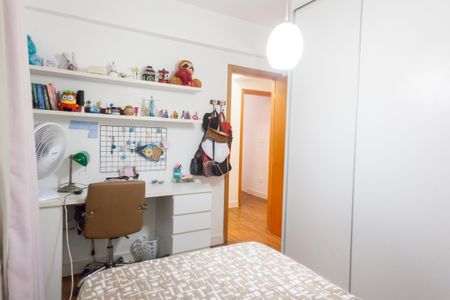 Apartamento à venda com 100m², 3 quartos e 2 vagasquarto 2