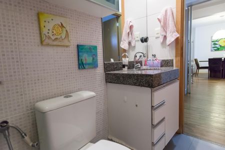 Apartamento à venda com 100m², 3 quartos e 2 vagasBanheiro Social