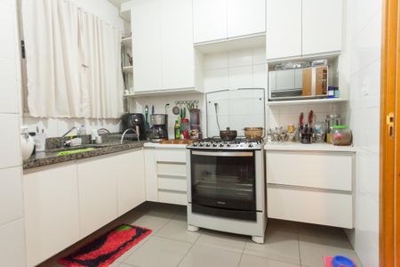 Apartamento à venda com 100m², 3 quartos e 2 vagasCozinha