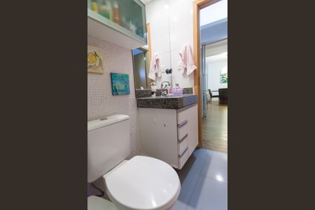 Apartamento à venda com 100m², 3 quartos e 2 vagasBanheiro Social