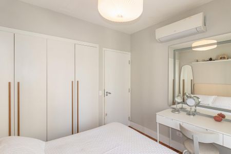 Apartamento à venda com 102m², 3 quartos e 2 vagasQuarto 1