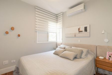 Apartamento à venda com 102m², 3 quartos e 2 vagasSuíte