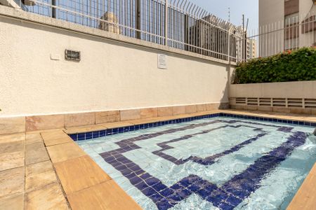 Apartamento à venda com 102m², 3 quartos e 2 vagasÁrea comum - Piscina