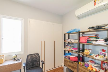 Apartamento à venda com 102m², 3 quartos e 2 vagasQuarto 2