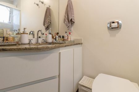 Apartamento à venda com 102m², 3 quartos e 2 vagasBanheiro da Suíte