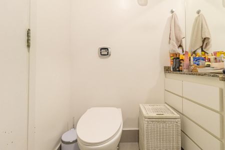 Apartamento à venda com 102m², 3 quartos e 2 vagasBanheiro Social