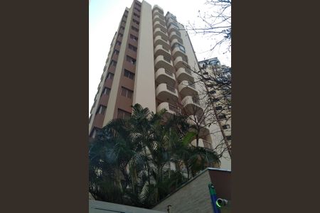 Apartamento à venda com 102m², 3 quartos e 2 vagasFachada