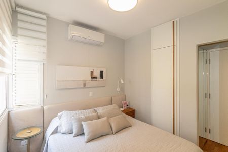 Apartamento à venda com 102m², 3 quartos e 2 vagasSuíte