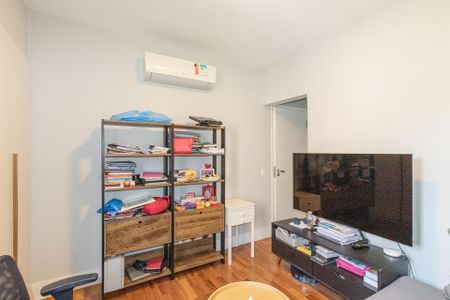 Apartamento à venda com 102m², 3 quartos e 2 vagasQuarto 2
